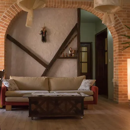 The Sunny Of Veliko Tarnovo-amazing View, Location Prázdninový dům *