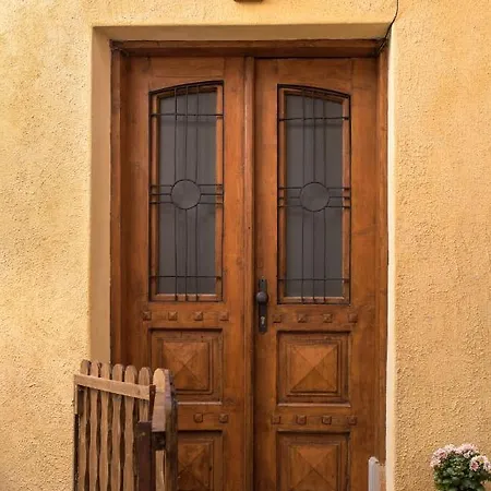 Prázdninový dům The Sunny Of Veliko Tarnovo-amazing View, Location Veliko Tarnovo