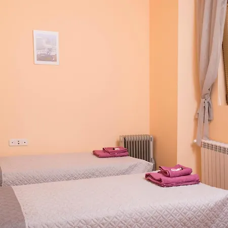 The Sunny Of Veliko Tarnovo-amazing View, Location Dom wakacyjny