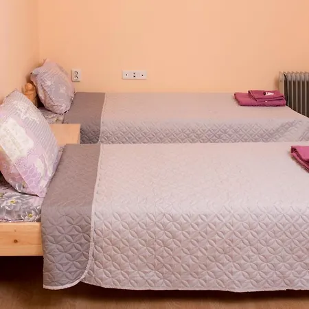 The Sunny Of Veliko Tarnovo-amazing View, Location Hébergement de vacances *