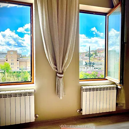 The Sunny Of Veliko Tarnovo-amazing View, Location Dom wakacyjny Wielkie Tyrnowo